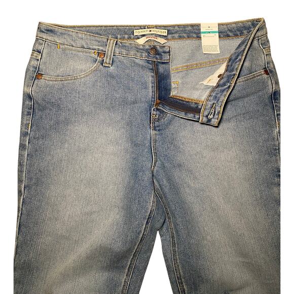 Tommy Hilfiger - Light Wash Cuffed Hipster Jeans - Size 16 - Picture 5 of 16